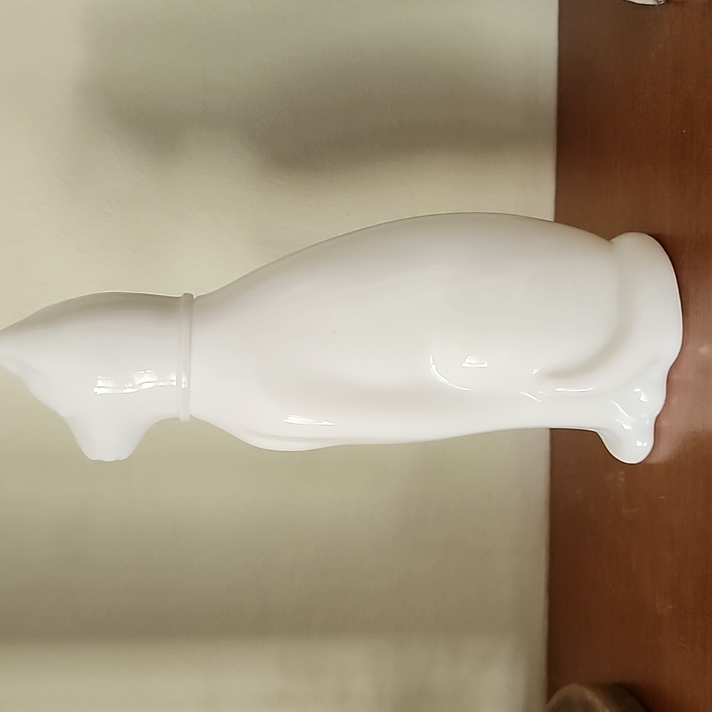 Vintage Milk Glass Avon Cat Bottle - Picture 3 of 5